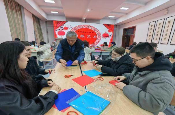 產(chǎn)教融合多維賦能 探索中俄青年文化藝術(shù)交流新模式