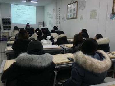 社管之光 青春與職場的交匯盛典——婚禮文化與傳媒藝術學院舉行優秀“社管青年”就業交流會